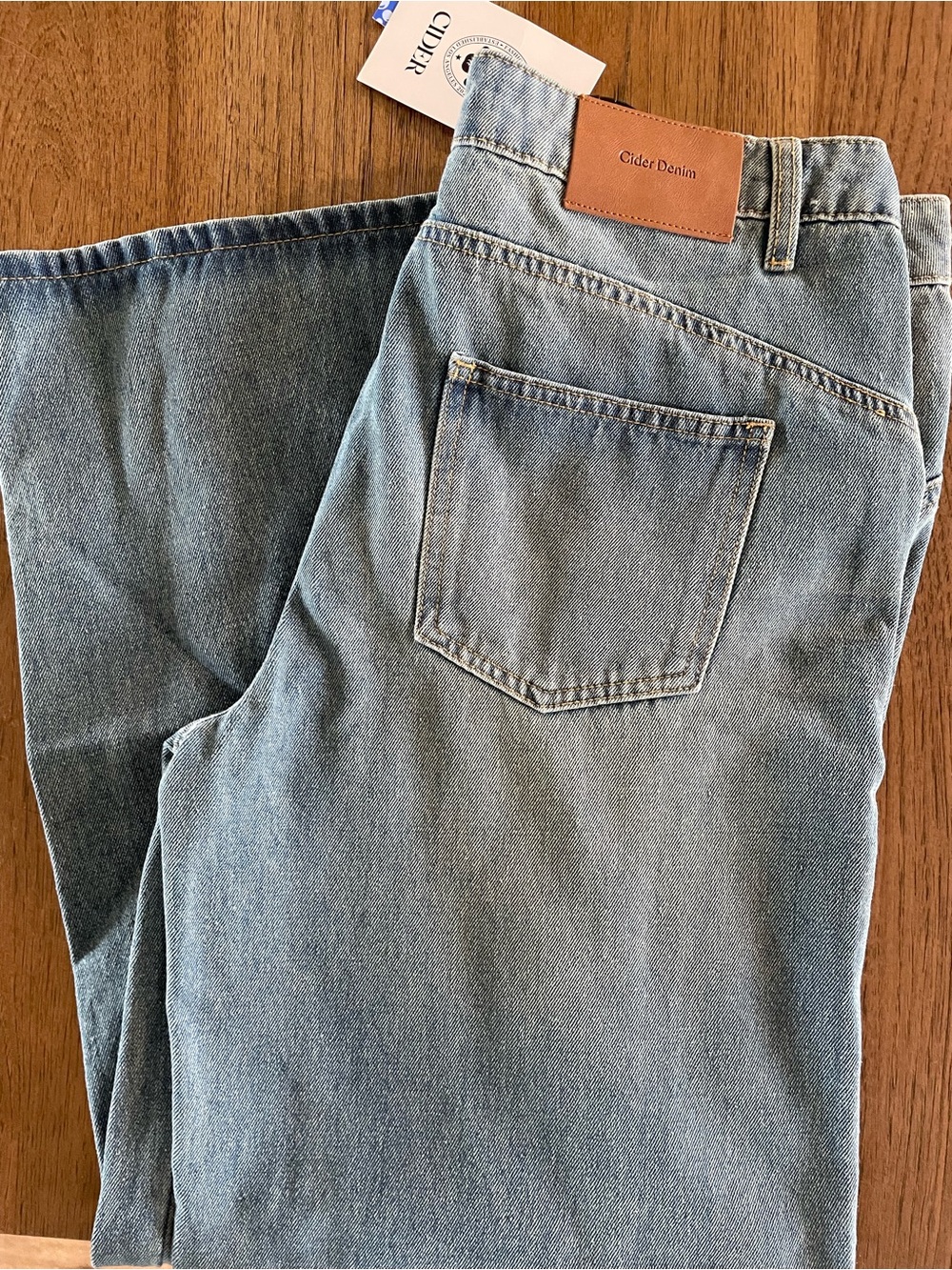 Women’s Light Blue Wide Leg Jeans